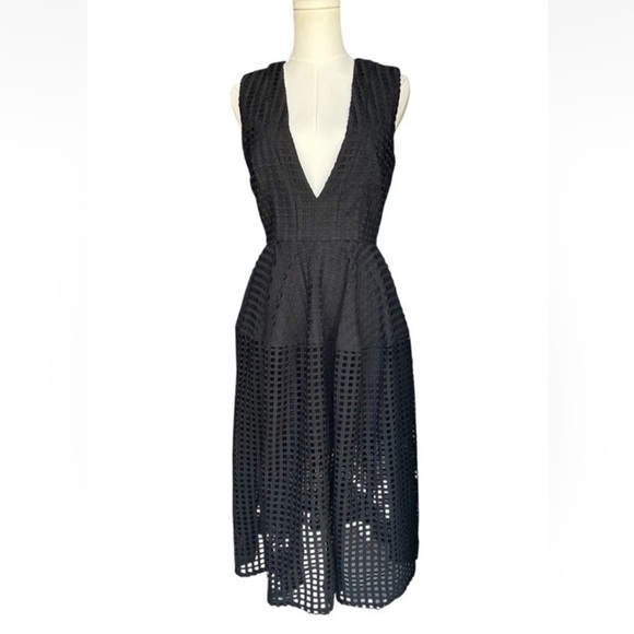 Nicholas Black Grid Lace Deep V Ball Midi Dress Size US 4 - Picture 7 of 13